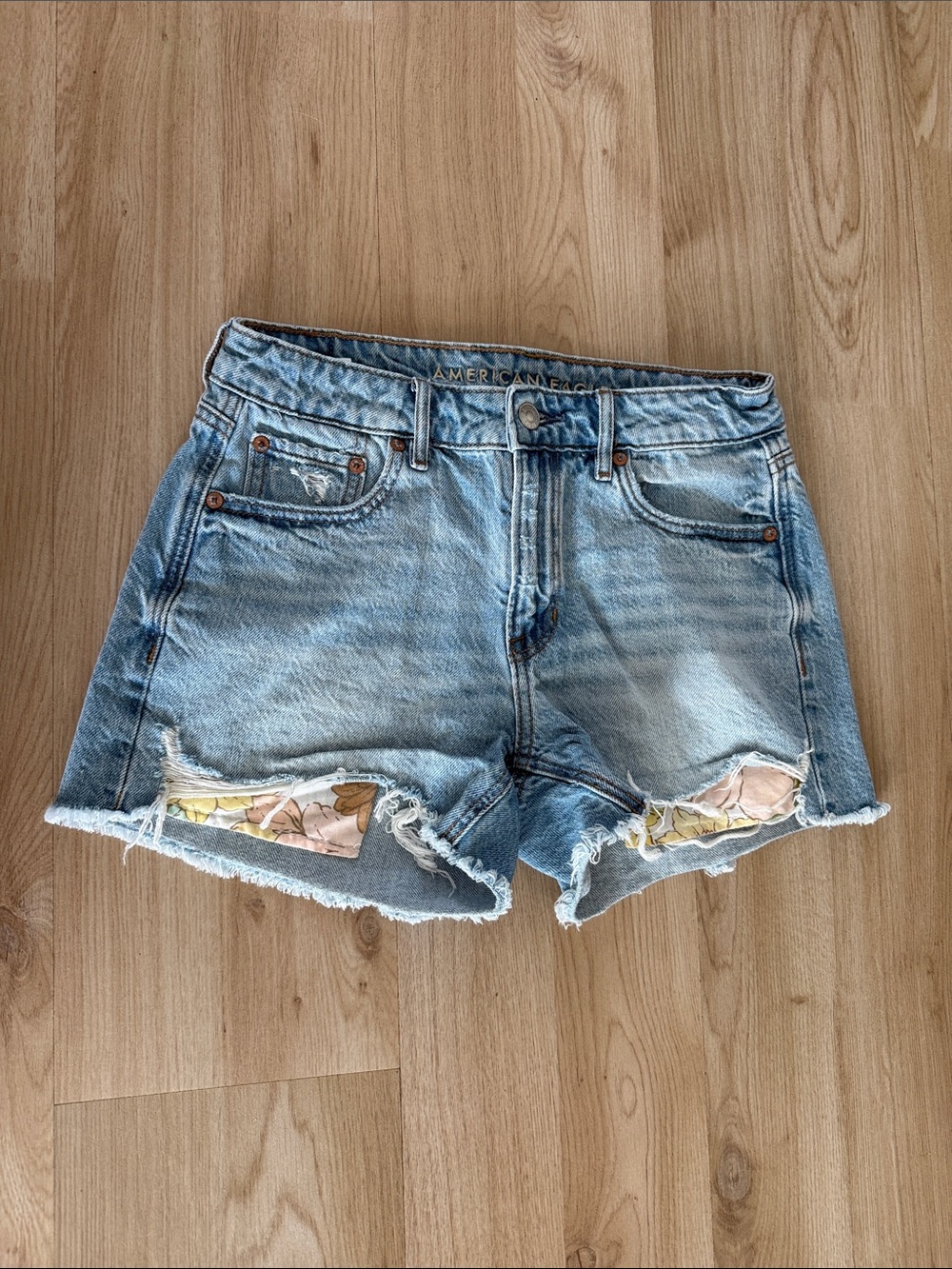 American Eagle Light Blue Distressed Denim Shorts with Floral Patch